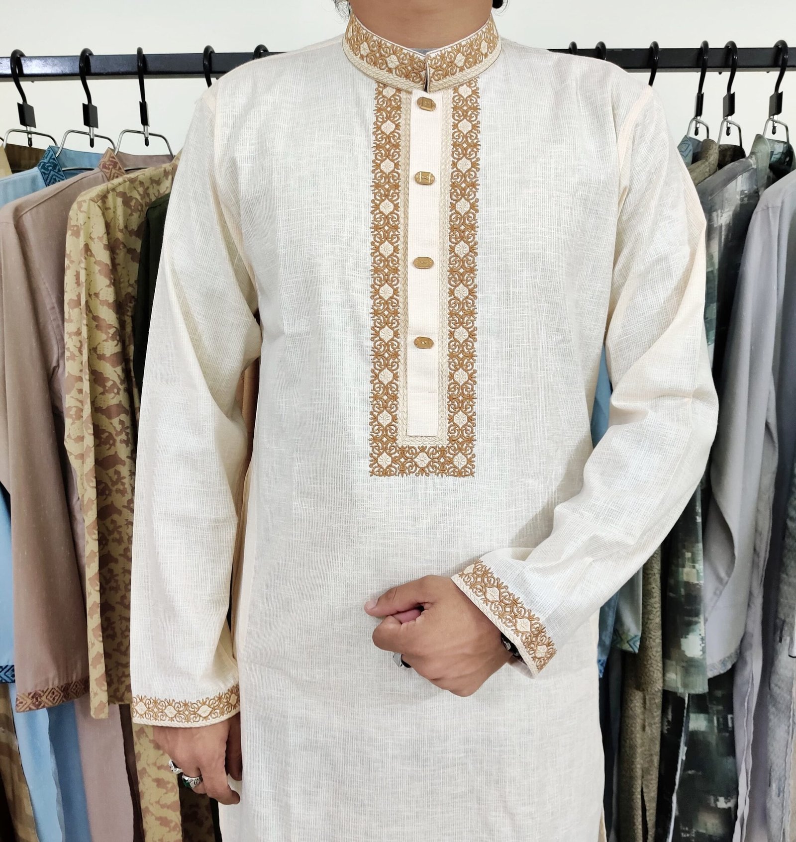 Biscut -2 Color Abrodary Panjabi.